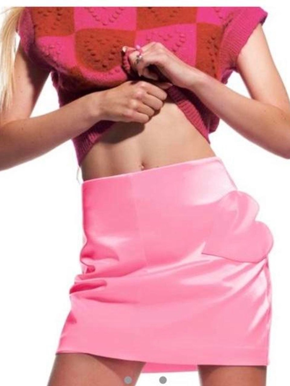 Zara satin effect pink heart skirt nwt size small